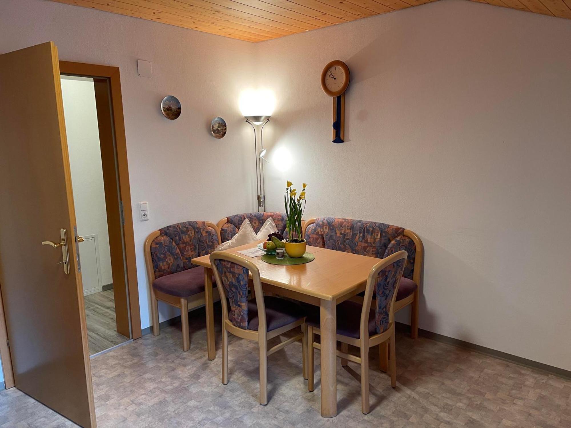 Haus Dagmar Lägenhet Silbertal Exteriör bild