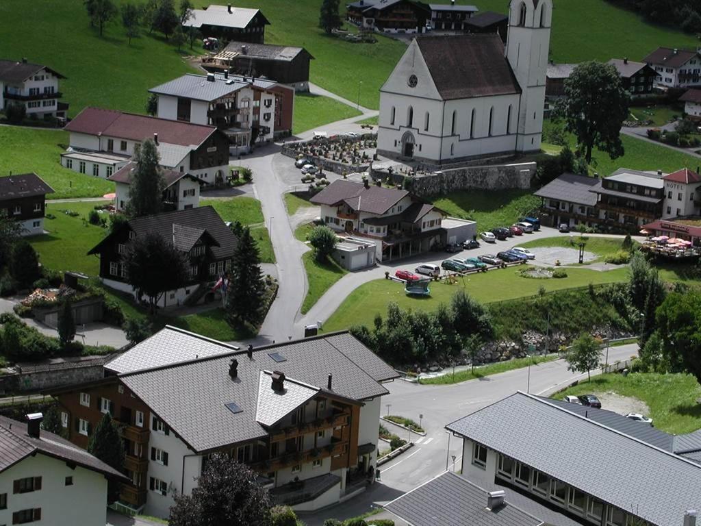 Haus Dagmar Lägenhet Silbertal Exteriör bild