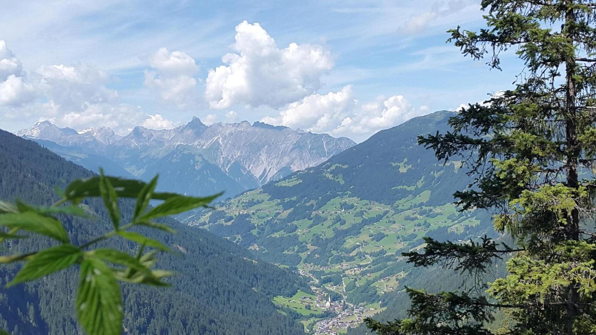 Haus Dagmar Lägenhet Silbertal Exteriör bild
