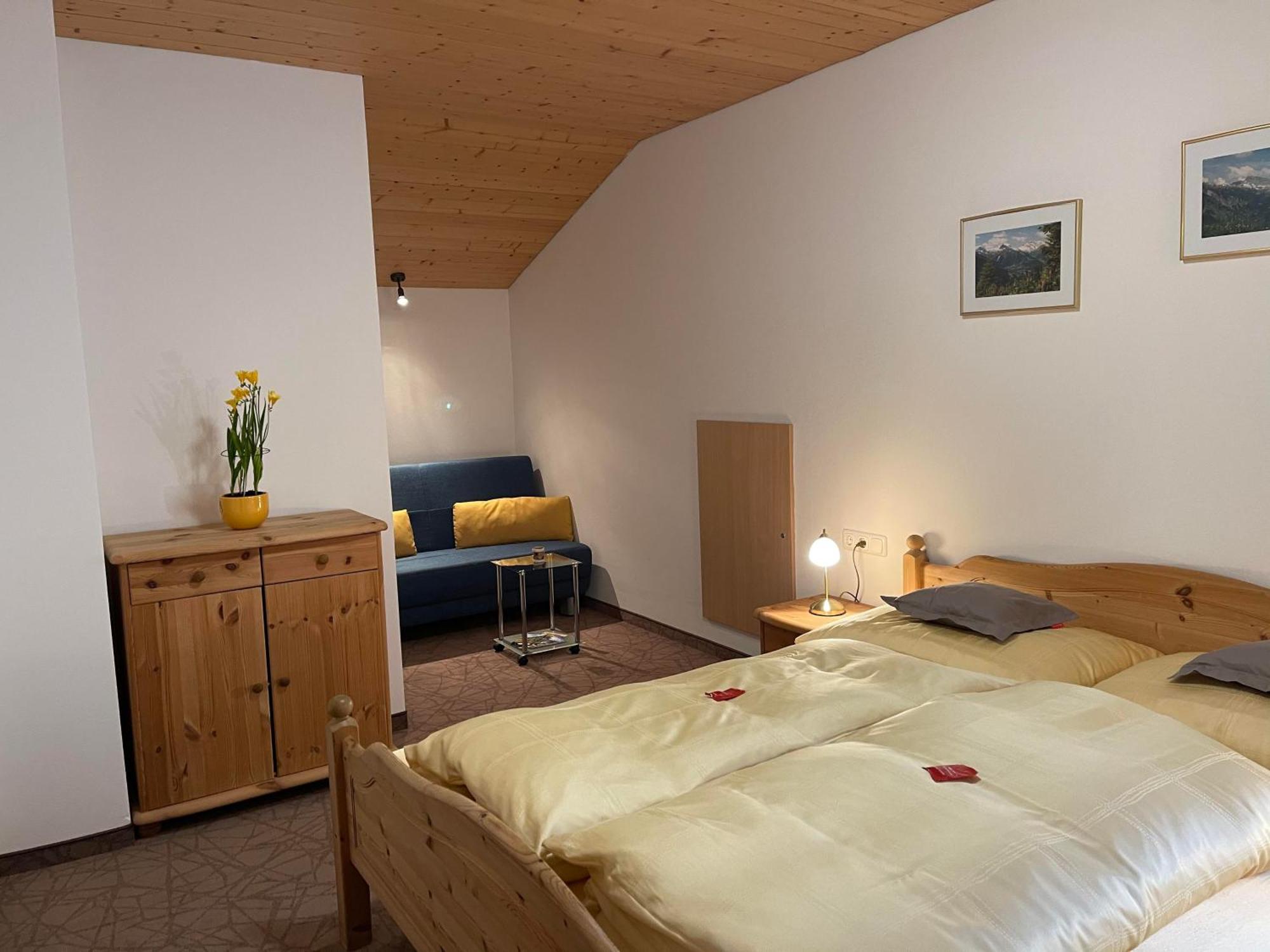 Haus Dagmar Lägenhet Silbertal Exteriör bild